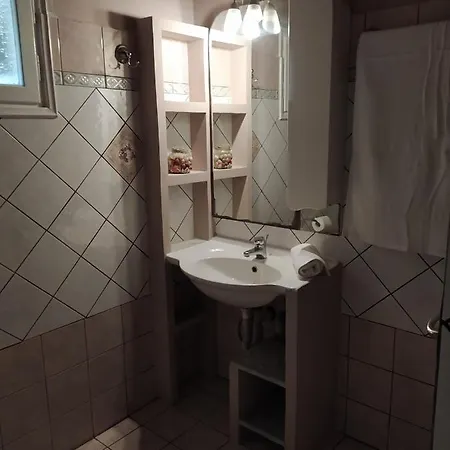 Apartment Paris Doukades